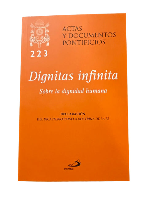 Orange book cover titled Dignitas infinita Sobre la dignidad humana with Vatican emblem and publisher logo at bottom